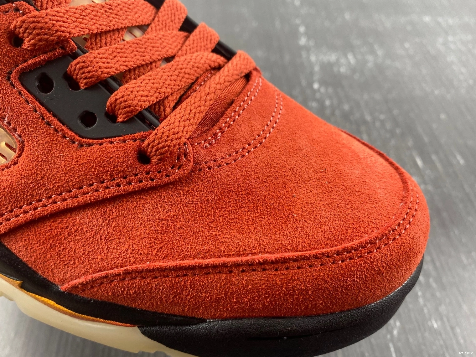 Air DO9336-800 5 Mars” Jordan On  “Dunk 0307